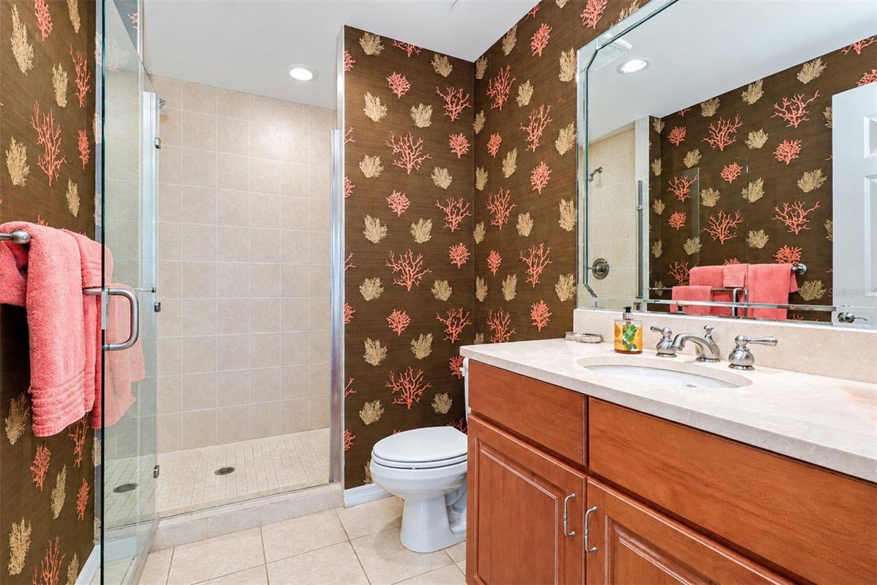 15208 Gulf Boulevard, Unit 404, Madeira Beach, FL 33708 Photo