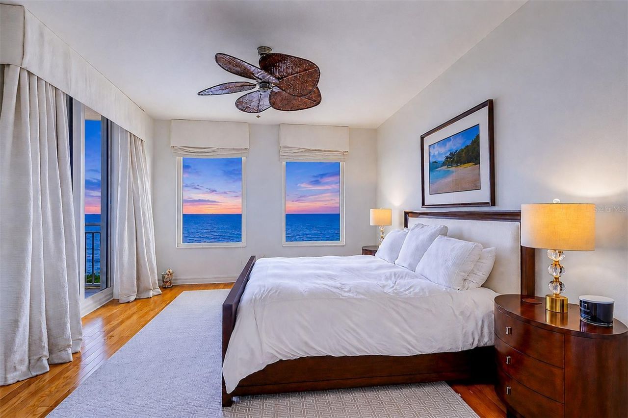 15208 Gulf Boulevard, Unit 404, Madeira Beach, FL 33708 Photo