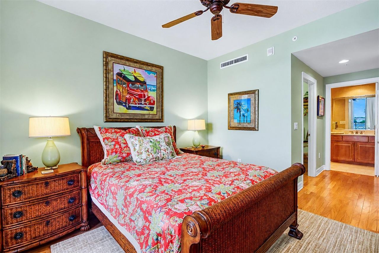 15208 Gulf Boulevard, Unit 404, Madeira Beach, FL 33708 Photo