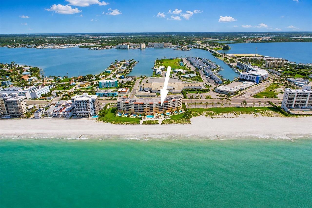 15208 Gulf Boulevard, Unit 404, Madeira Beach, FL 33708 Photo