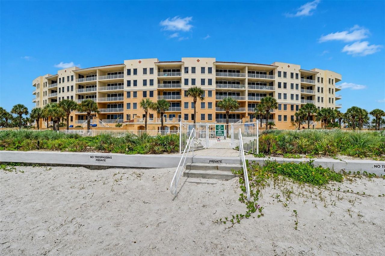 15208 Gulf Boulevard, Unit 404, Madeira Beach, FL 33708 Photo