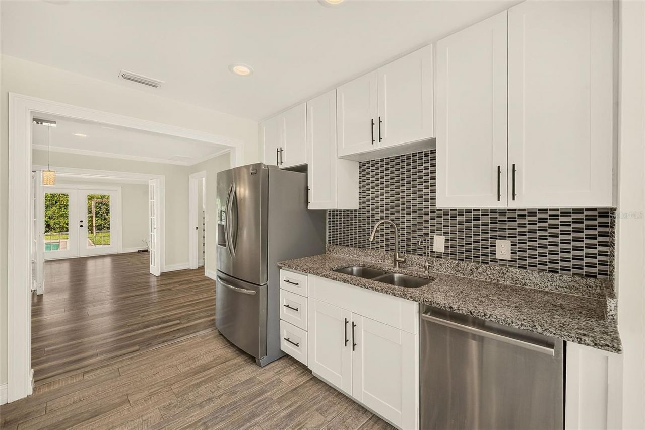 812 Willowbranch Avenue, Clearwater, FL 33764 Photo