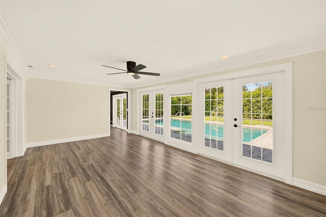 812 Willowbranch Avenue, Clearwater, FL 33764 Photo