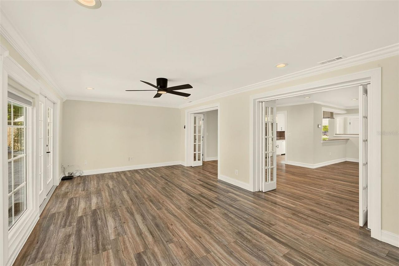 812 Willowbranch Avenue, Clearwater, FL 33764 Photo