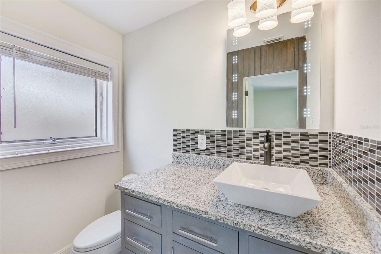 812 Willowbranch Avenue, Clearwater, FL 33764 Photo