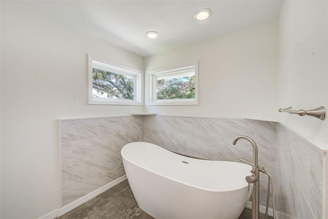812 Willowbranch Avenue, Clearwater, FL 33764 Photo
