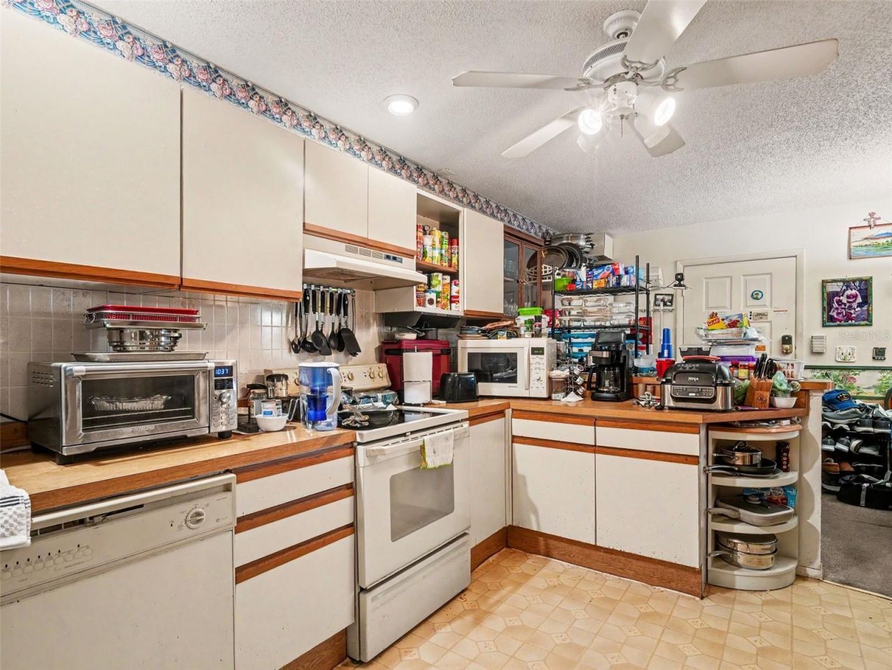 1117 68th Avenue Drive W, Bradenton, FL 34207 Photo