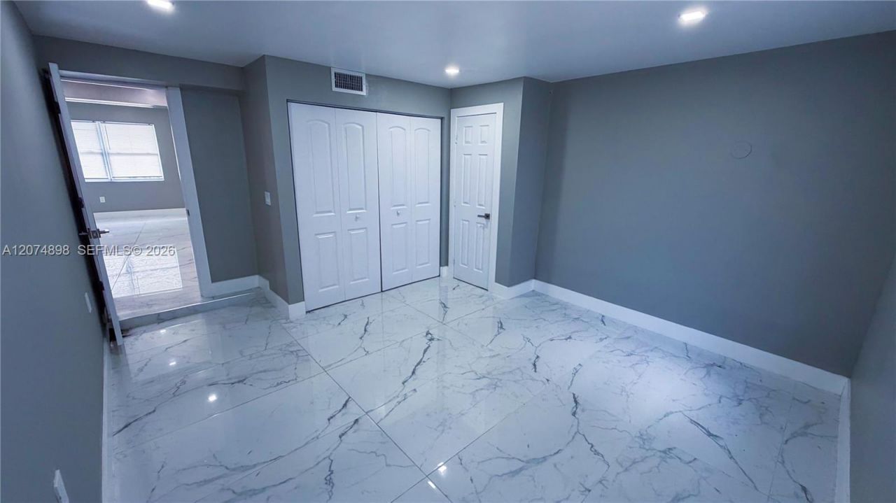 515 S 61st Ter, Hollywood, FL 33023 Photo