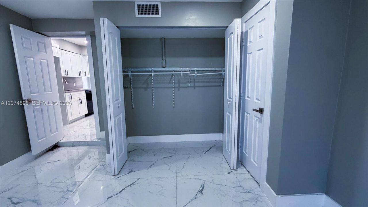 515 S 61st Ter, Hollywood, FL 33023 Photo