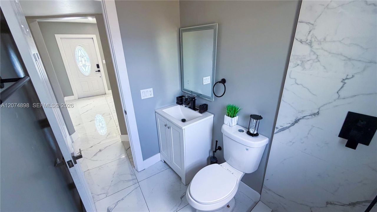 515 S 61st Ter, Hollywood, FL 33023 Photo