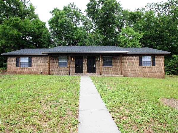 4947 Yacht Harbour Dr, Pensacola, FL 32514