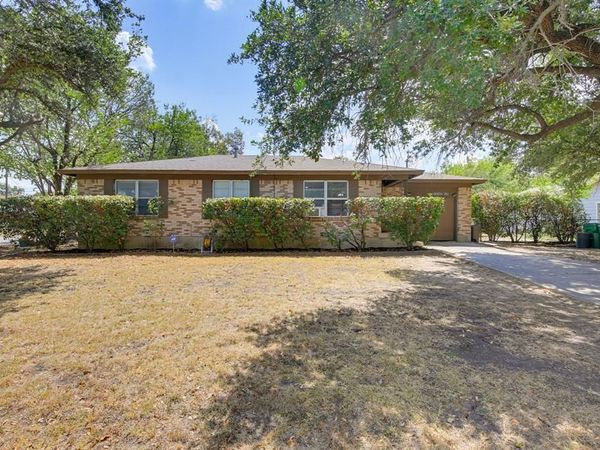 5328 Ira Street N, Haltom City, TX 76117