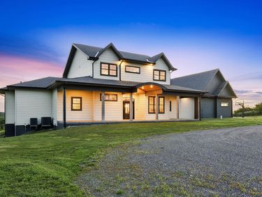 12262 DUMFRIES Avenue, COUNCIL BLUFFS, IA 51503