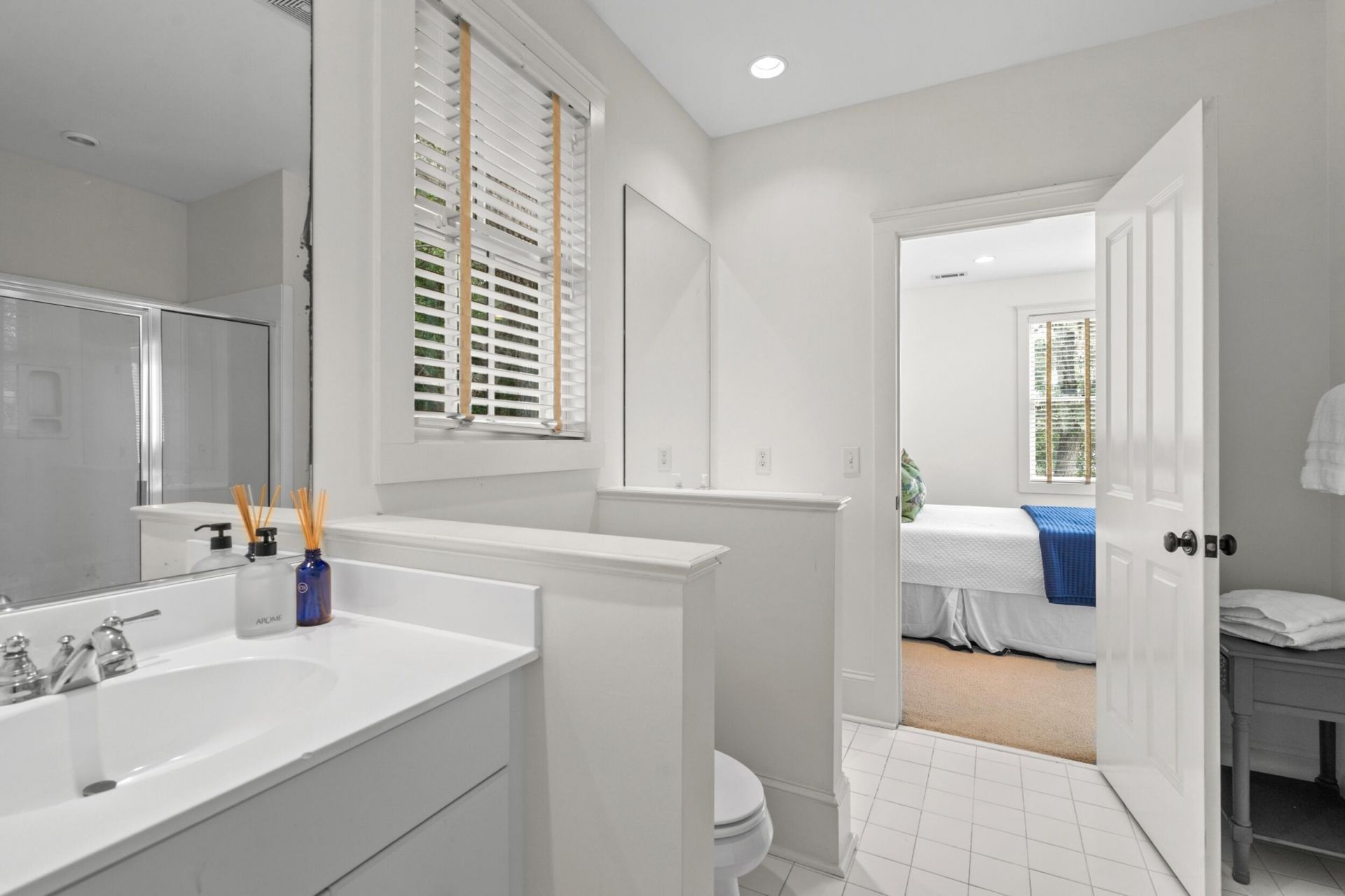 28 Sheffield Avenue Photo 32