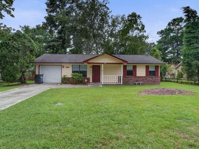 106 Carriage Court, Summerville, SC 29486