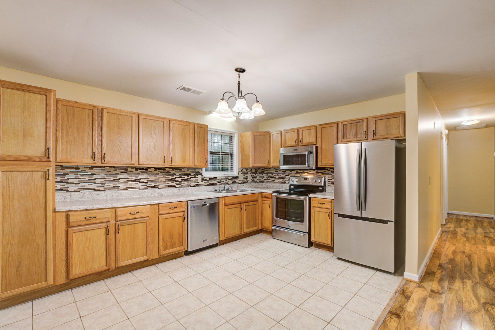 106 Carriage Court Photo 12