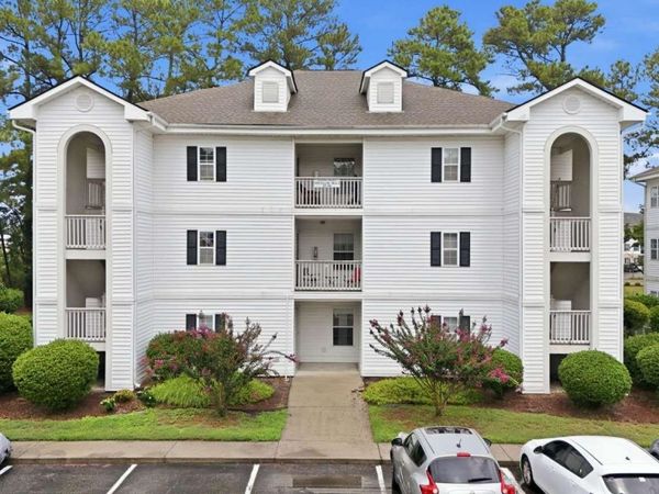 4255 Villa Dr., Unit 201, Little River, SC 29566