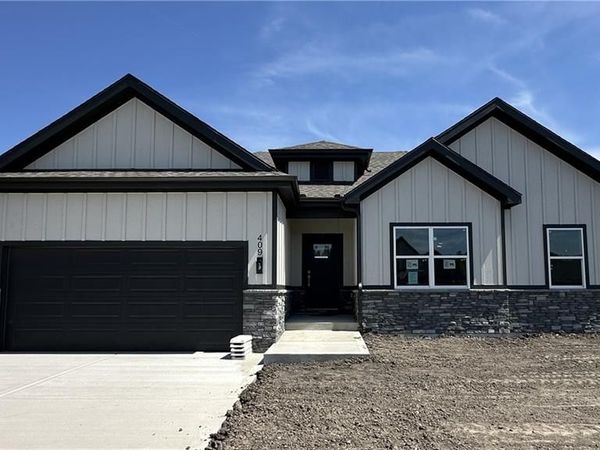 409 Ash Street, Wellsville, KS 66092