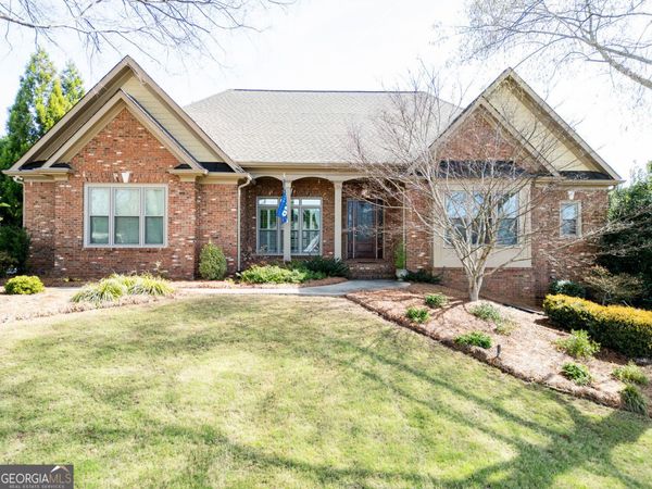 558 Sterling Water Drive, Monroe, GA 30655
