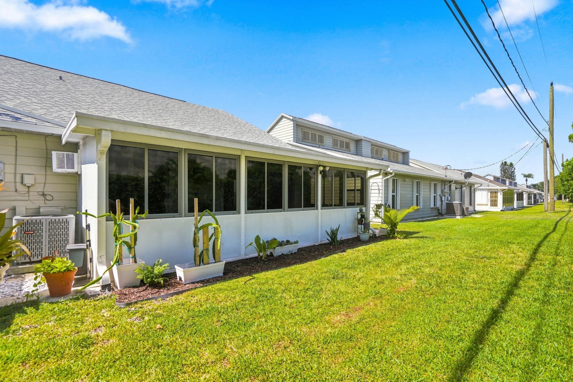 2543 SE Tropical E Circle, Port Saint Lucie, FL 34952 Photo
