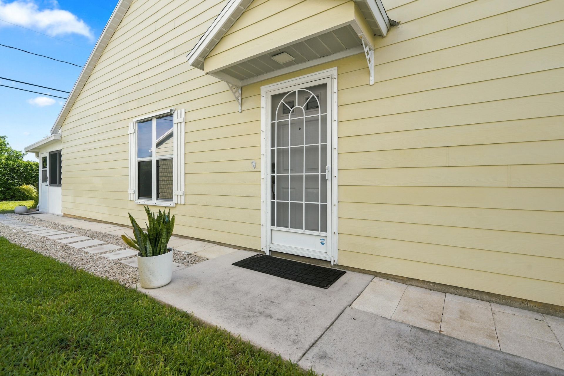 2543 SE Tropical E Circle, Port Saint Lucie, FL 34952 Photo