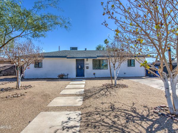 1901 E ENCINAS Lane, Phoenix, AZ 85040