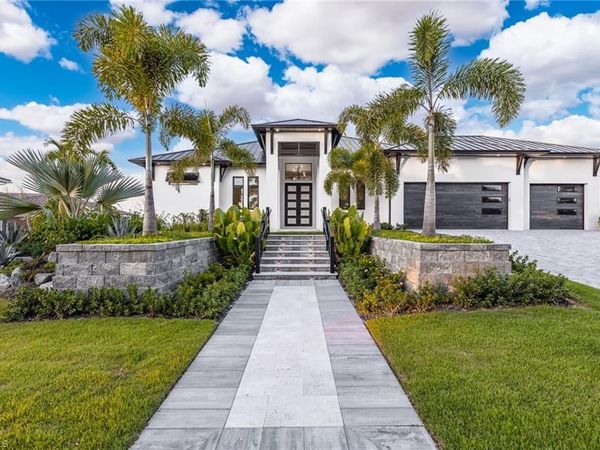 111 Montrose DR, FORT MYERS, FL 33919