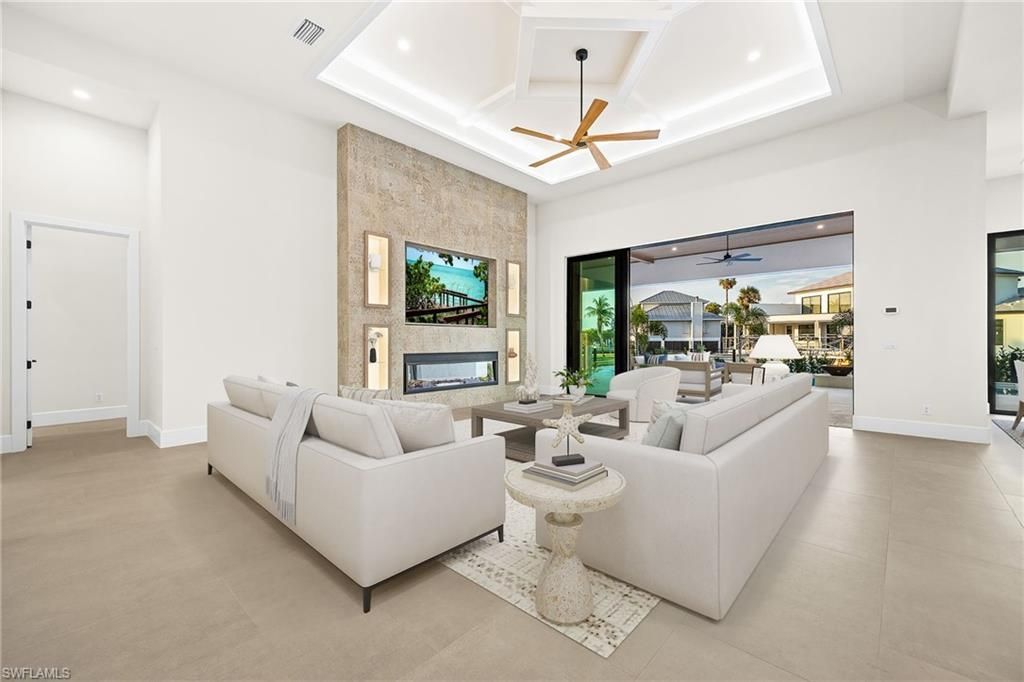 111 Montrose Dr, Fort Myers, FL 33919 Photo