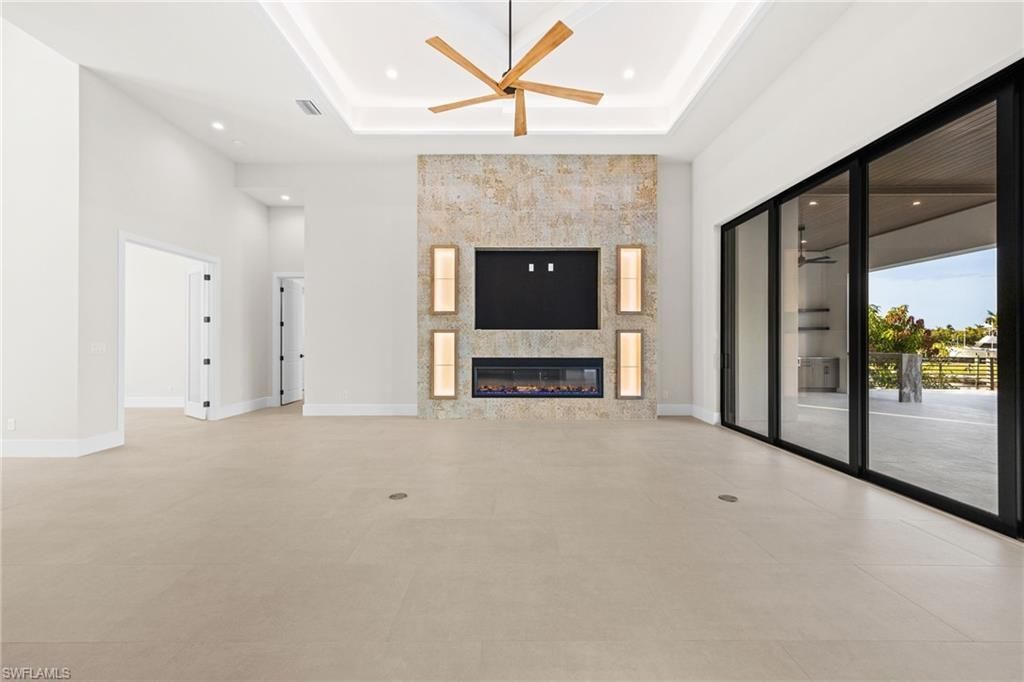 111 Montrose Dr, Fort Myers, FL 33919 Photo