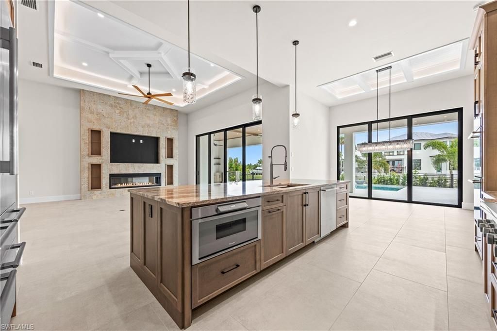 111 Montrose Dr, Fort Myers, FL 33919 Photo