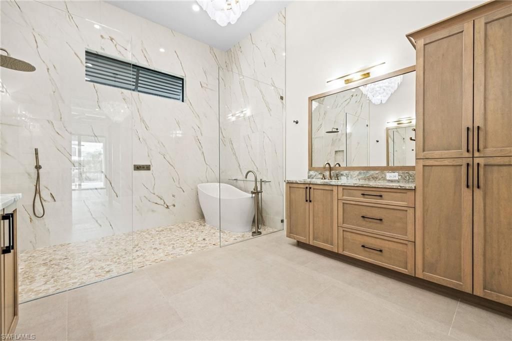 111 Montrose Dr, Fort Myers, FL 33919 Photo