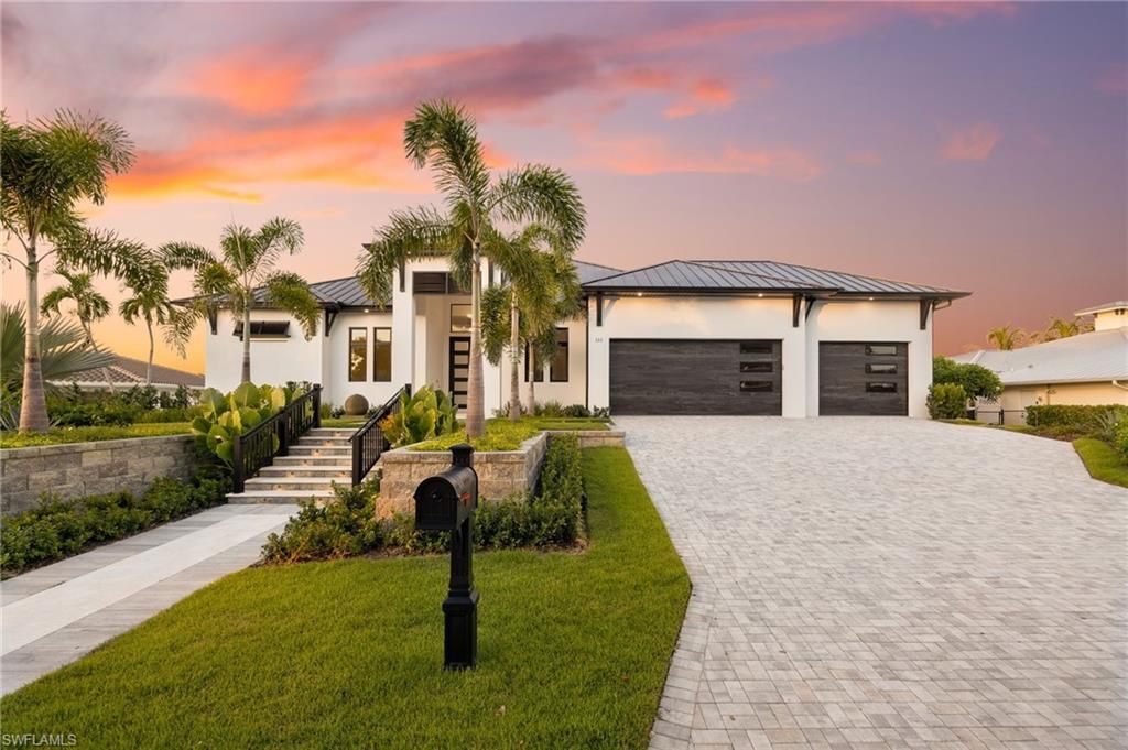 111 Montrose Dr, Fort Myers, FL 33919 Photo