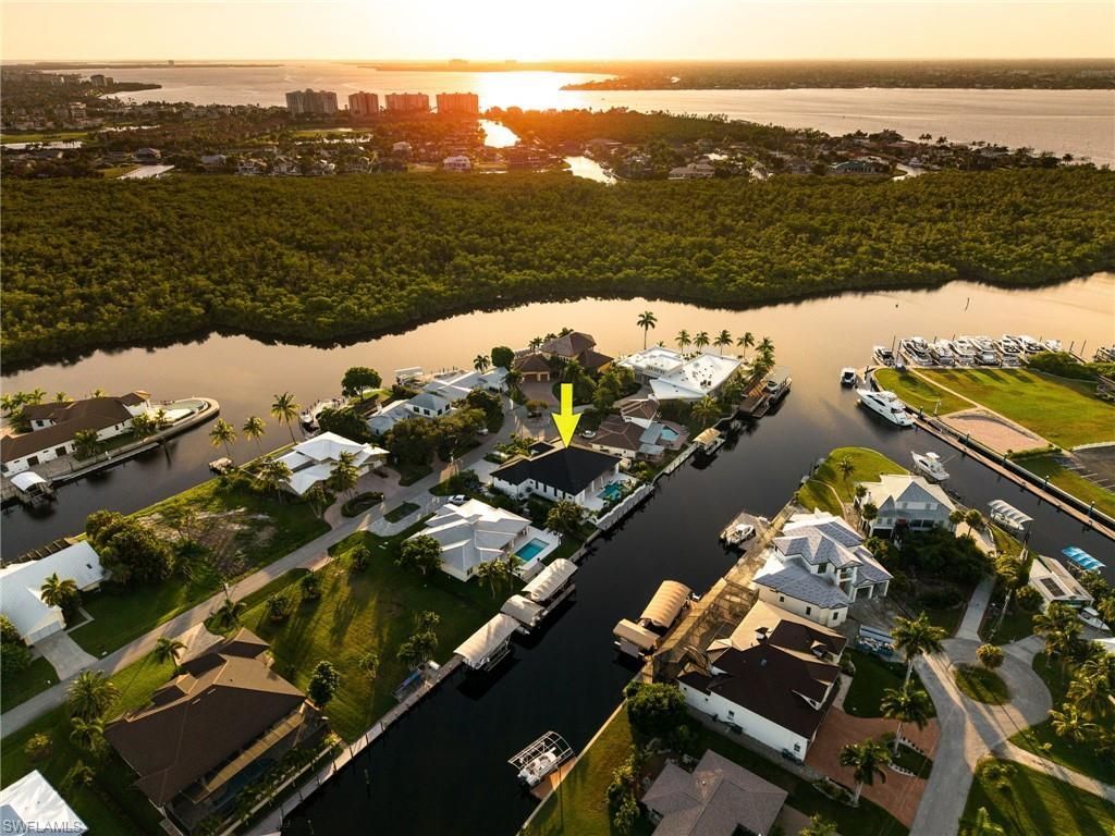111 Montrose Dr, Fort Myers, FL 33919 Photo
