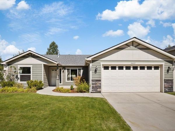 18427 E Selkirk Estates Rd, Greenacres, WA 99016