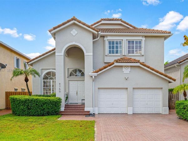 9750 NW 31st St , Doral, FL 33172