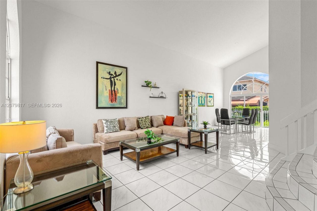 9750 NW 31st St, Doral, FL 33172 Photo