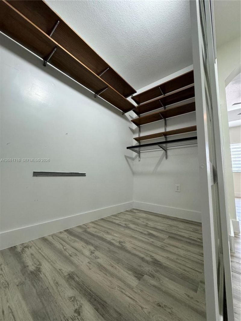 15813 SW 140th St , Miami, FL 33196 Photo