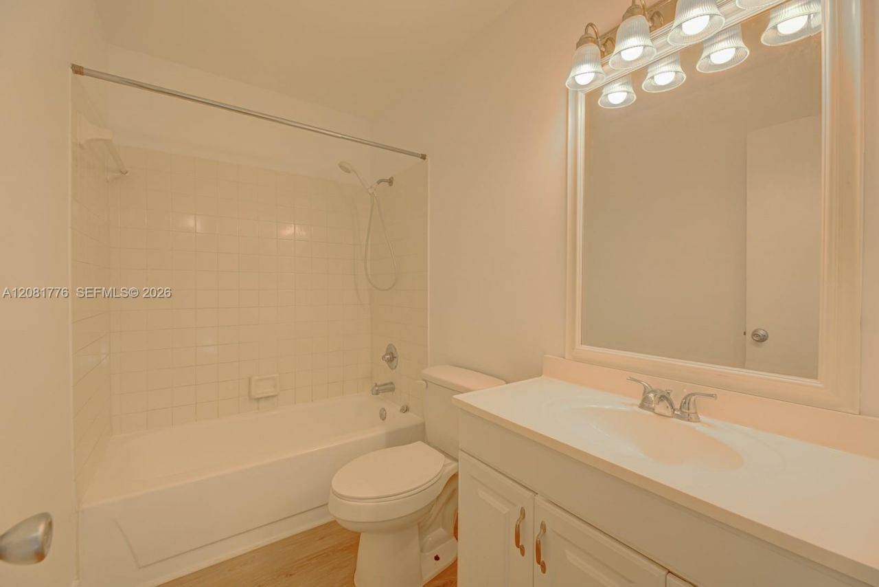 950 Constitution Dr, Unit 950H, Homestead, FL 33034 Photo