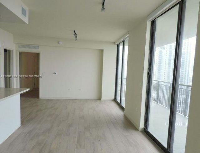 999 SW 1 Av, Unit 2503, Miami, FL 33130 Photo