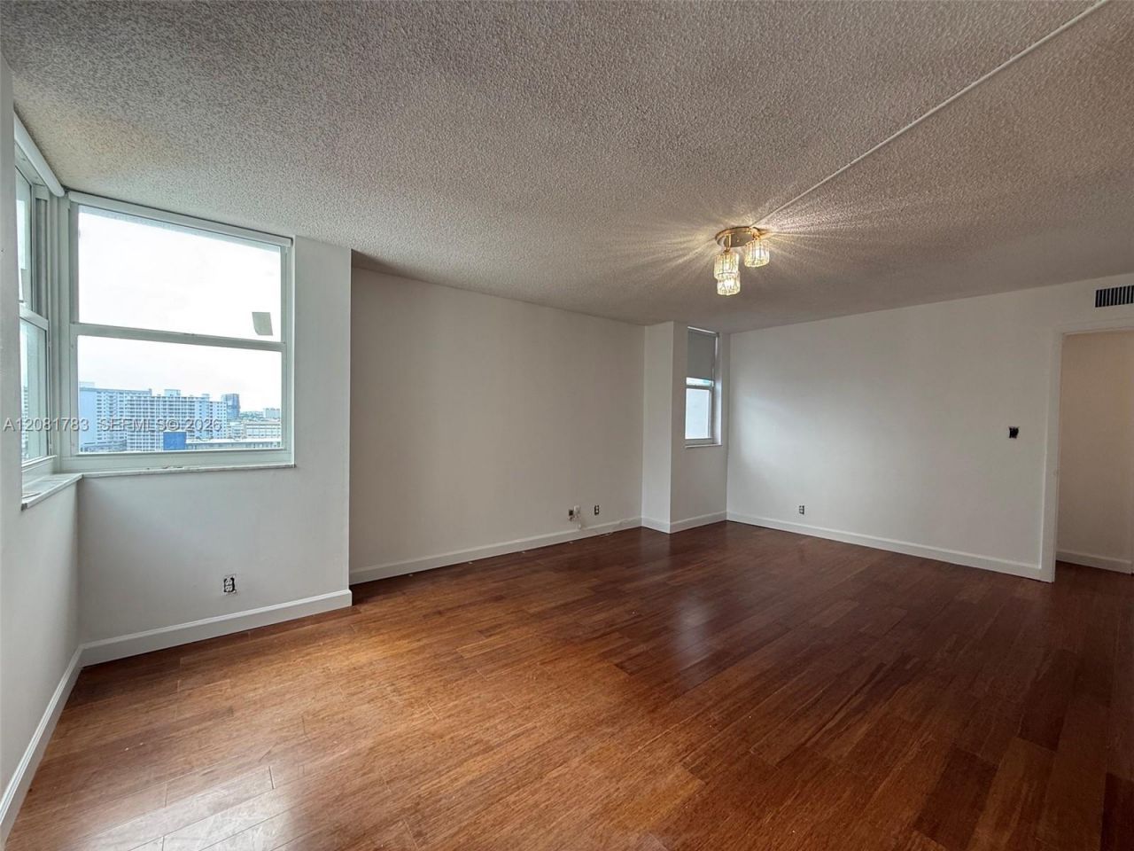 1904 S Ocean Dr, Unit 1206, Hallandale Beach, FL 33009 Photo