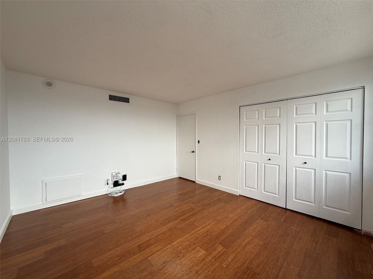 1904 S Ocean Dr, Unit 1206, Hallandale Beach, FL 33009 Photo