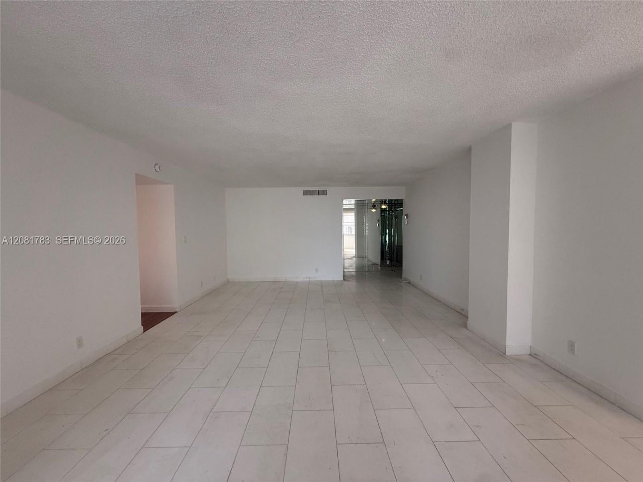 1904 S Ocean Dr, Unit 1206, Hallandale Beach, FL 33009 Photo