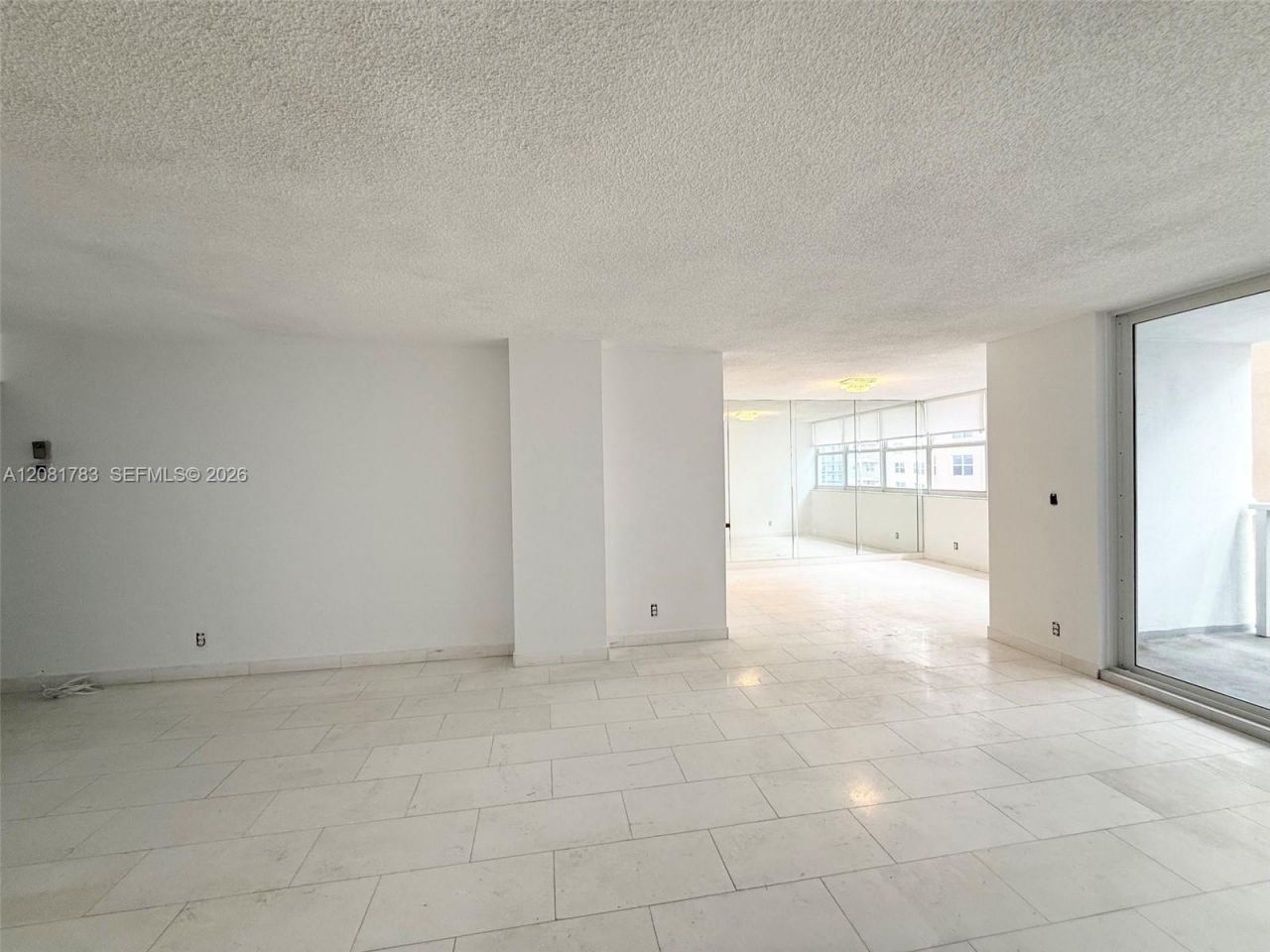 1904 S Ocean Dr, Unit 1206, Hallandale Beach, FL 33009 Photo