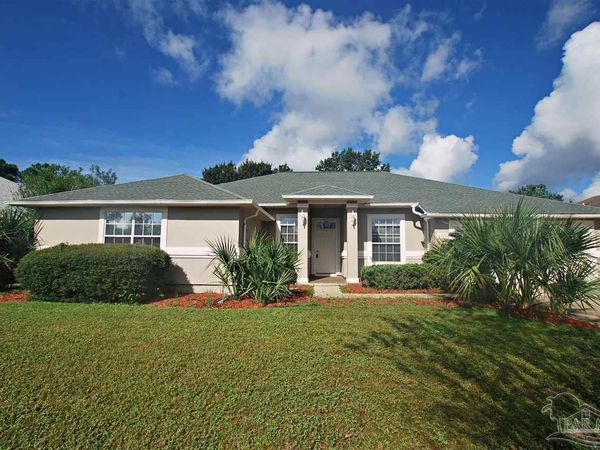 1015 Glades Ln, Pensacola, FL 32507
