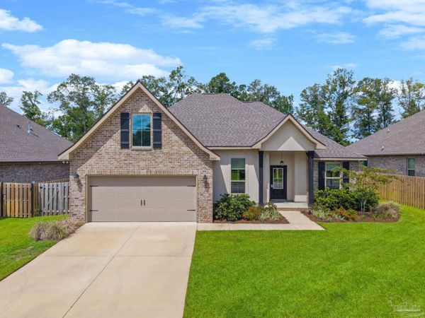 3049 Mountain Laurel Tr, Cantonment, FL 32533