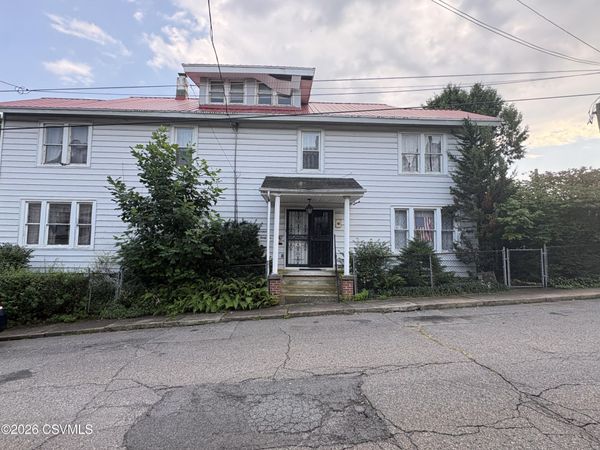 1730 MARKET Street , Ashland, PA 17921