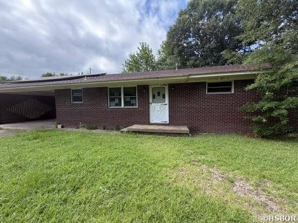 340 Gum Street , Arkadelphia, AR 71923