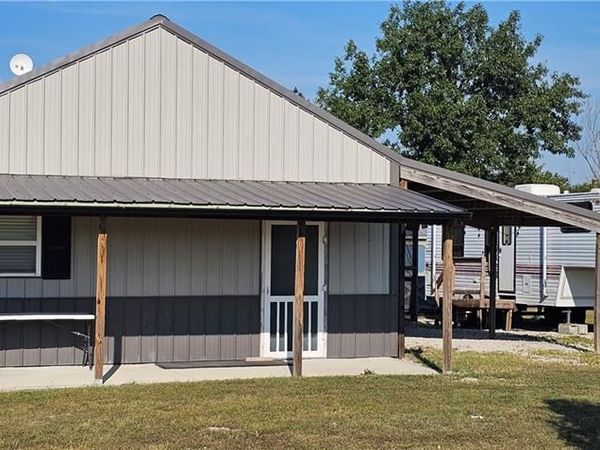 27307 SUNSET Drive, Clinton, MO 64735