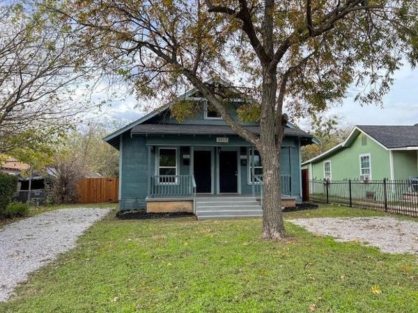 3217 NW 29th Street , Fort Worth, TX 76106