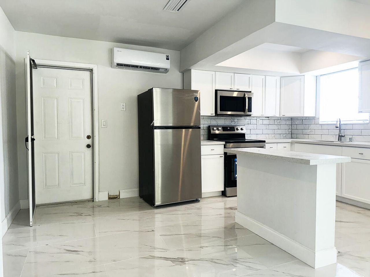 425 SW 18th Avenue, Unit 425, Fort Lauderdale, FL 33312 Photo